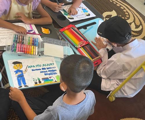 Kegiatan Mewarnai dengan Tema Integritas dan Kejujuran Bersama Anak di Resonansi