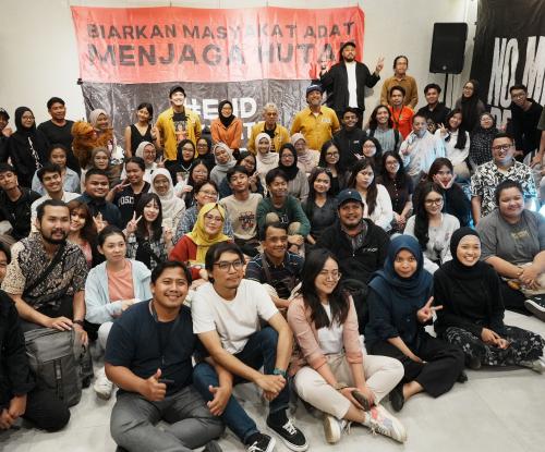 Foto bersama aktor dan sutradara Film Ghost In The Cell