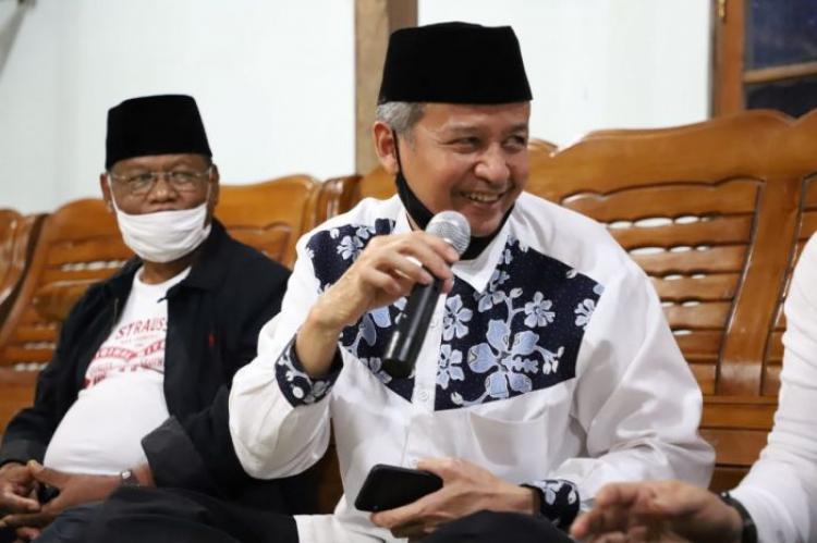 https://mediaindonesia.com/nusantara/356614/amin-purnama-akan-hadirkan-birokrasi-berbasis-digital