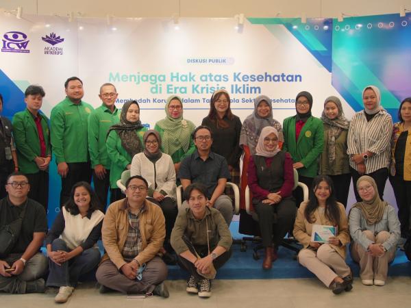 Dokumentasi ICW: Foto bersama saat kegiatan